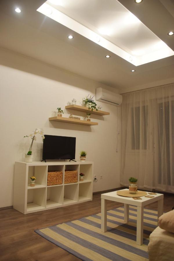 Feel Danube Apartment Zemun エクステリア 写真
